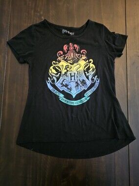 Hogwarts Crest Rainbow Short Sleeve Tee - Black